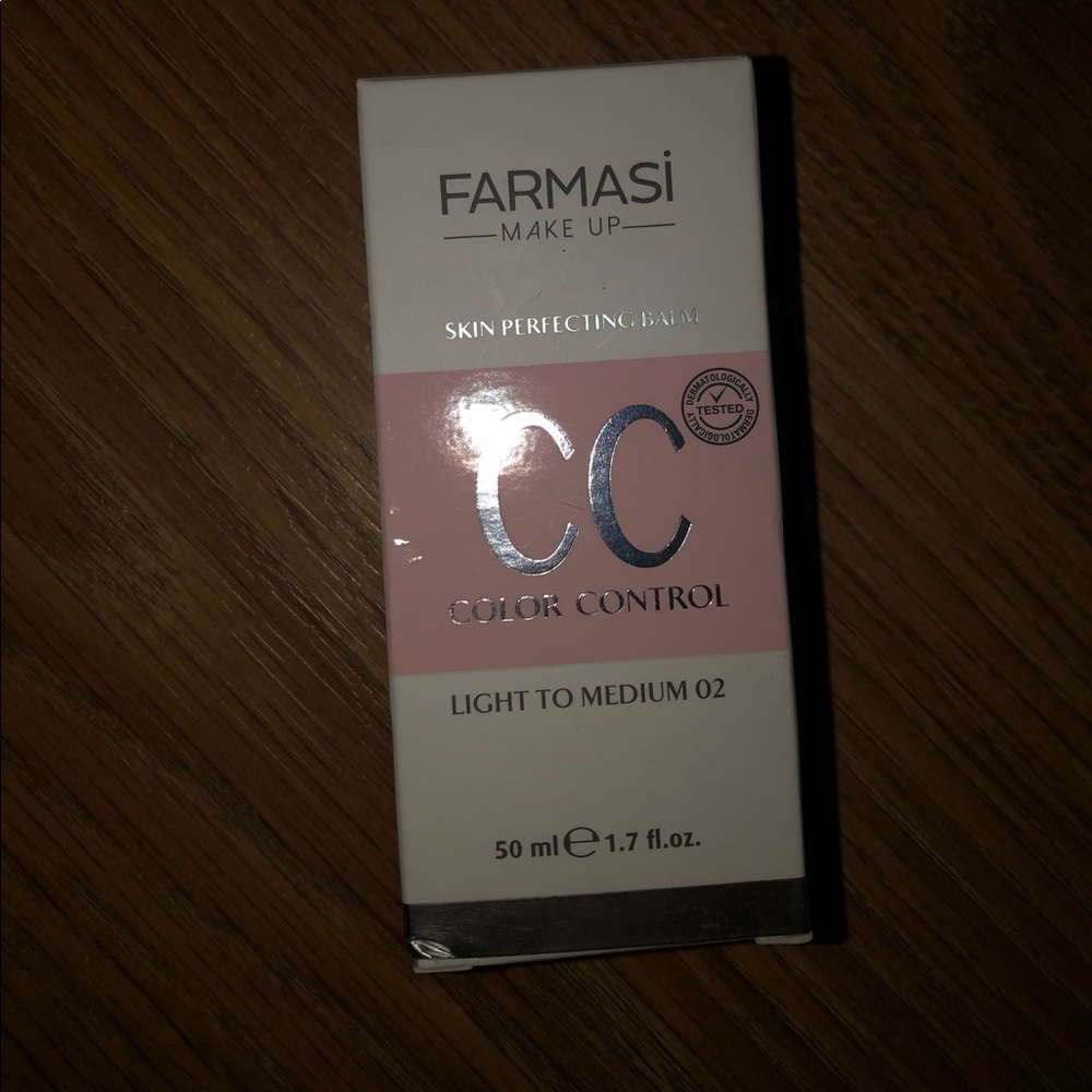 Farmasi skin perfecting balm